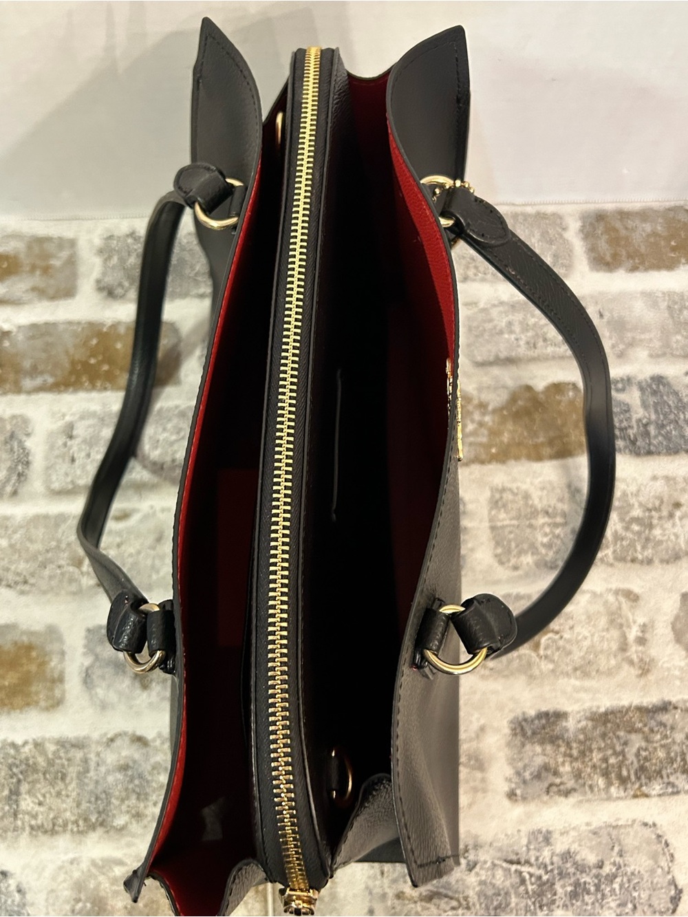 Coach Tatum Carryall 40 Tote/Crossbody Black True Red Interior - Picture 3 of 15